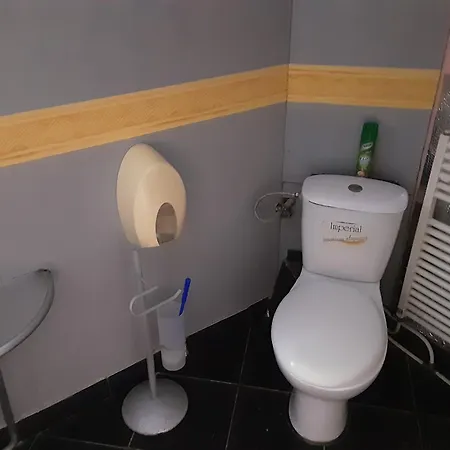 民宿 Miskolctpolca,