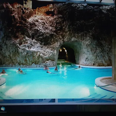 民宿 Miskolctpolca, *